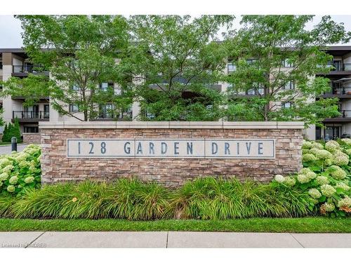 417-128 Garden Drive, Oakville, ON - Outdoor