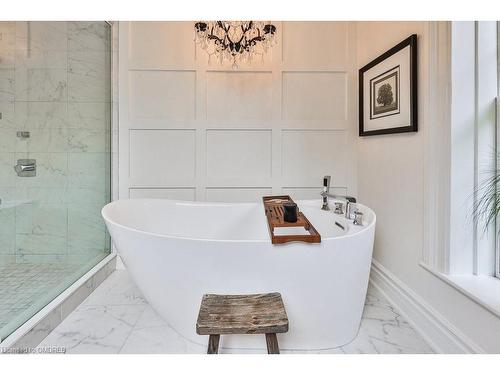 499 Carlisle Road, Campbellville, ON - Indoor Photo Showing Bathroom