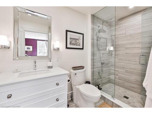 499 Carlisle Road, Campbellville, ON - Indoor Photo Showing Bathroom