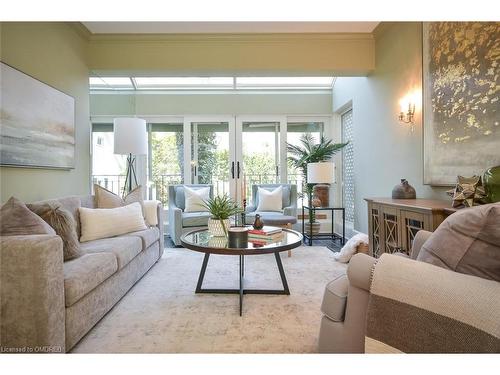 397 Trafalgar Road, Oakville, ON - Indoor Photo Showing Living Room