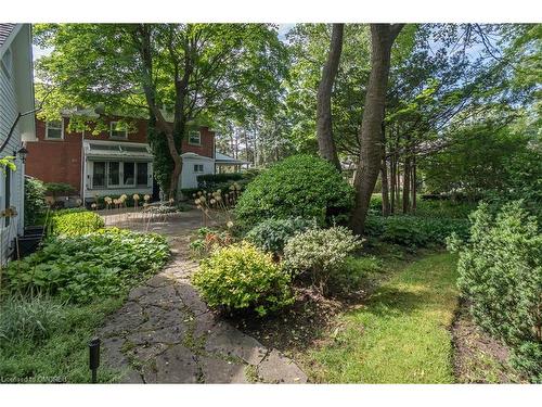 397 Trafalgar Road, Oakville, ON - Outdoor