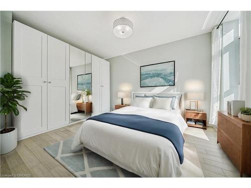 708-5250 Lakeshore Road, Burlington, ON - Indoor Photo Showing Bedroom