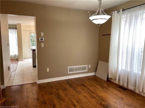 509 Collis Court, Milton, ON - Indoor Photo Showing Other Room