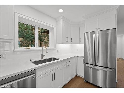 1009 Scotts Boathouse Road, Baysville, ON - Indoor Photo Showing Kitchen With Upgraded Kitchen