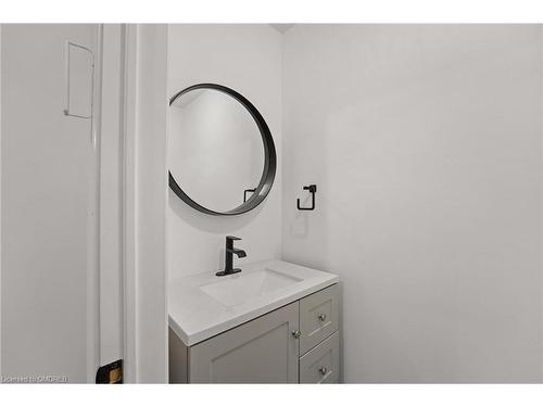 1009 Scotts Boathouse Road, Baysville, ON - Indoor Photo Showing Bathroom