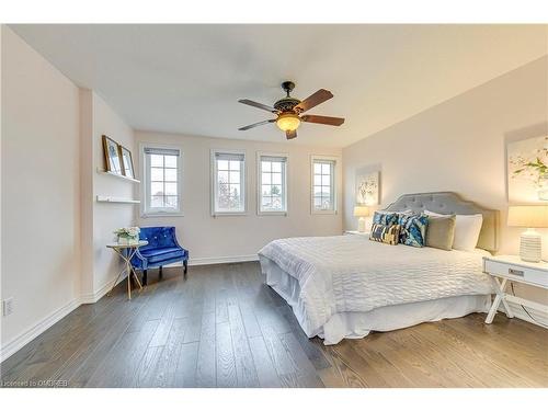 1245 Bowman Drive, Oakville, ON - Indoor Photo Showing Bedroom