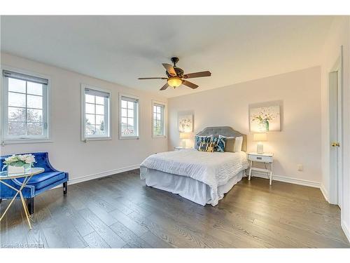 1245 Bowman Drive, Oakville, ON - Indoor Photo Showing Bedroom