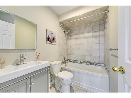 1245 Bowman Drive, Oakville, ON - Indoor Photo Showing Bathroom