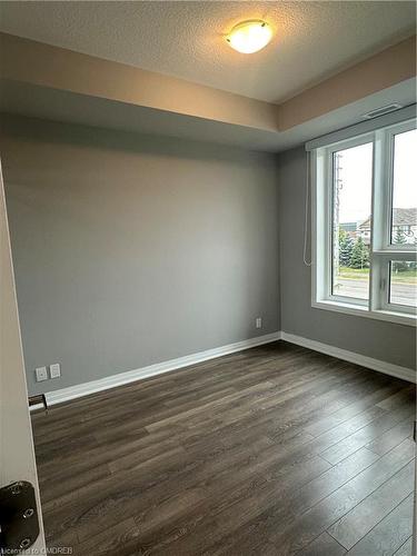 213-1105 Leger Way, Milton, ON - Indoor Photo Showing Other Room