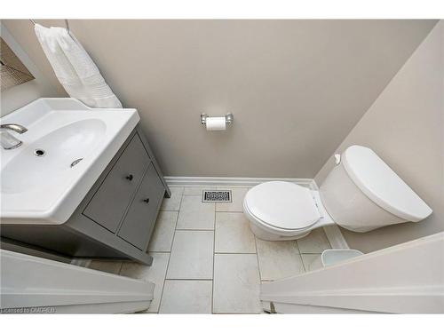 1166 Biason Circle, Milton, ON - Indoor Photo Showing Bathroom