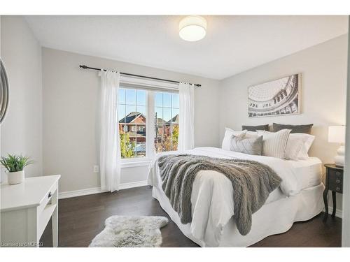 277 Landsborough Avenue, Milton, ON - Indoor Photo Showing Bedroom