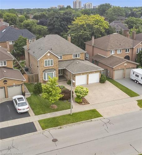 2008 Grenville Drive, Oakville, ON - Outdoor With Facade