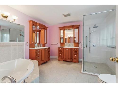 2008 Grenville Drive, Oakville, ON - Indoor Photo Showing Bathroom