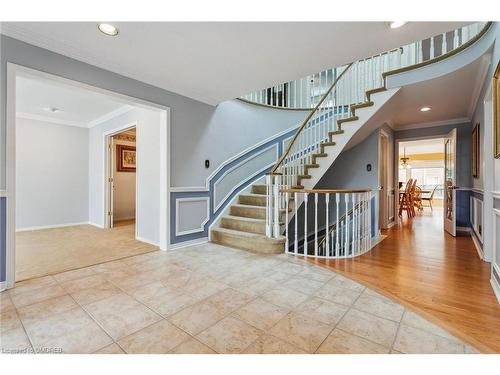 2008 Grenville Drive, Oakville, ON - Indoor Photo Showing Other Room