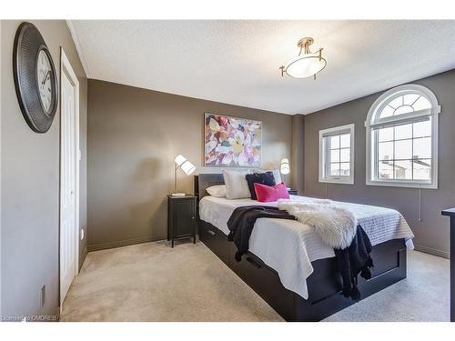 57 Niska Drive, Waterdown, ON - Indoor Photo Showing Bedroom