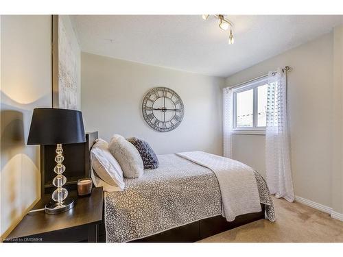 57 Niska Drive, Waterdown, ON - Indoor Photo Showing Bedroom