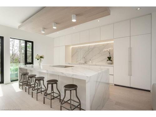 5008 Spruce Avenue, Burlington, ON - Indoor Photo Showing Kitchen