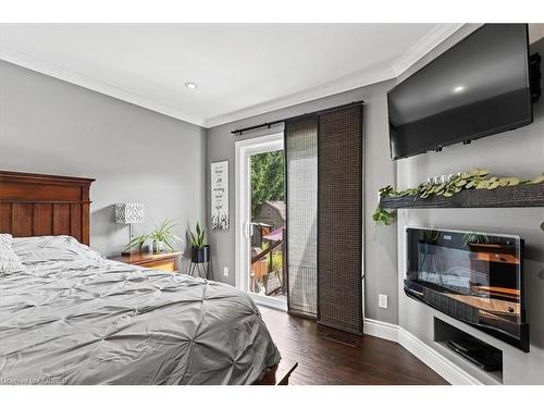 2873 Forest Road, Stratford, ON - Indoor Photo Showing Bedroom