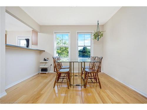 267 Prosser Circle, Milton, ON - Indoor Photo Showing Dining Room