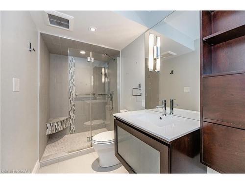 2102-2170 Marine Drive, Oakville, ON - Indoor Photo Showing Bathroom