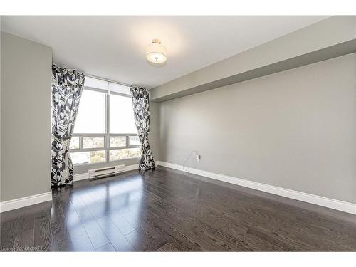 2102-2170 Marine Drive, Oakville, ON - Indoor Photo Showing Other Room