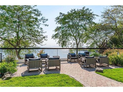 2102-2170 Marine Drive, Oakville, ON - Outdoor