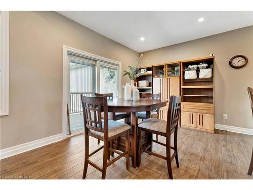 7 Gavin Drive, Freelton, ON - Indoor Photo Showing Dining Room