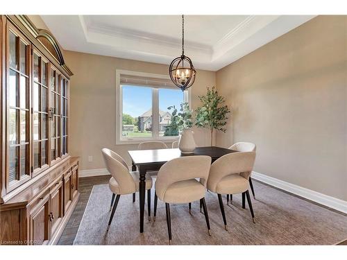 7 Gavin Drive, Freelton, ON - Indoor Photo Showing Dining Room