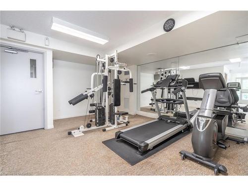 610-5280 Lakeshore Road, Burlington, ON - Indoor Photo Showing Gym Room