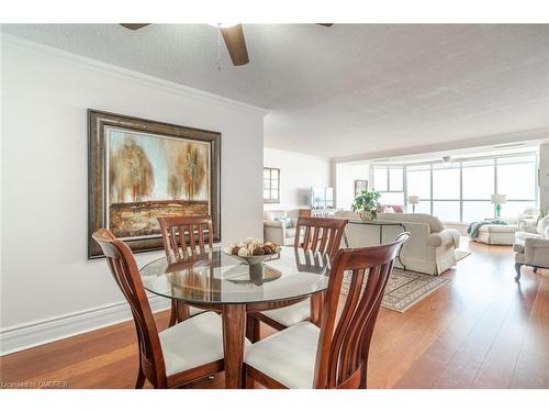 610-5280 Lakeshore Road, Burlington, ON - Indoor Photo Showing Dining Room