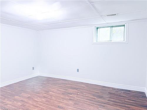 33 Shadyside Avenue, Hamilton, ON - Indoor Photo Showing Other Room