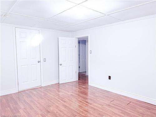 33 Shadyside Avenue, Hamilton, ON - Indoor Photo Showing Other Room