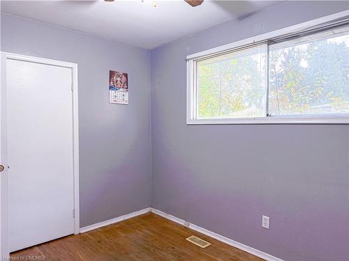 33 Shadyside Avenue, Hamilton, ON - Indoor Photo Showing Other Room