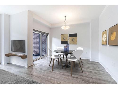 80-575 Woodward Avenue, Hamilton, ON - Indoor Photo Showing Dining Room