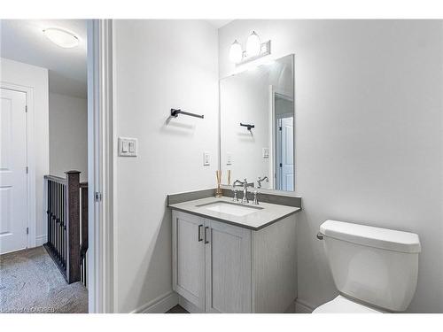 80-575 Woodward Avenue, Hamilton, ON - Indoor Photo Showing Bathroom