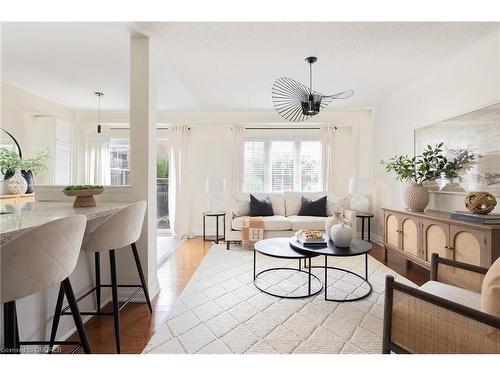 2423 Postmaster Drive, Oakville, ON - Indoor Photo Showing Dining Room