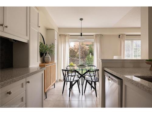 2423 Postmaster Drive, Oakville, ON - Indoor Photo Showing Kitchen