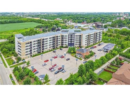 301-33 Whitmer Street, Milton, ON - Outdoor With View