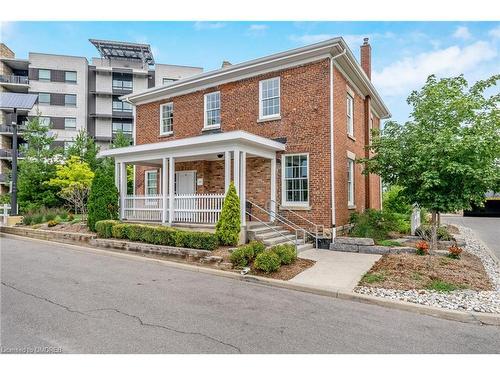 301-33 Whitmer Street, Milton, ON - Outdoor With Facade