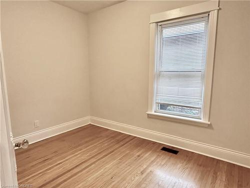 1-220 Maplewood Avenue, Hamilton, ON - Indoor Photo Showing Other Room