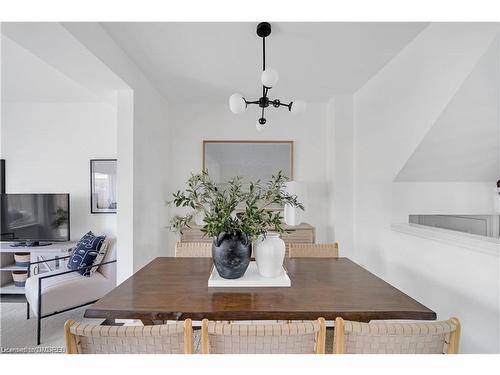 177 Fall Fair Way, Binbrook, ON - Indoor Photo Showing Dining Room