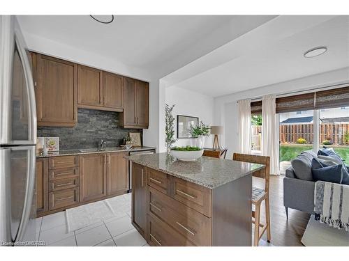 177 Fall Fair Way, Binbrook, ON - Indoor Photo Showing Kitchen