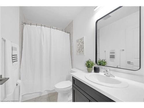 177 Fall Fair Way, Binbrook, ON - Indoor Photo Showing Bathroom