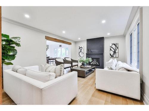 138 Cavendish Court, Oakville, ON - Indoor Photo Showing Living Room With Fireplace