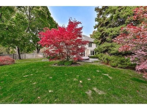 138 Cavendish Court, Oakville, ON - Outdoor