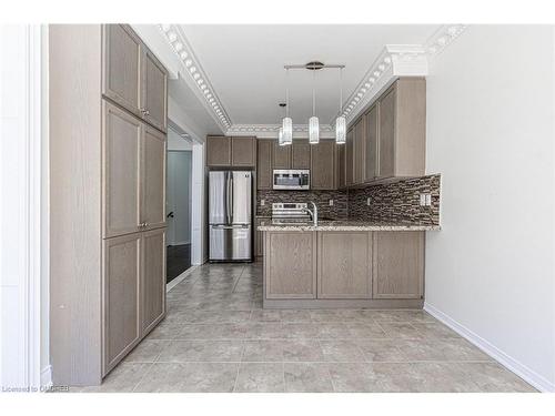 3078 Janice Drive, Oakville, ON - Indoor Photo Showing Kitchen