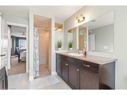 21 Melody Lane Lane, Grand Valley, ON - Indoor Photo Showing Bathroom