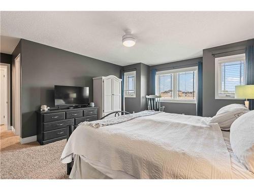 21 Melody Lane Lane, Grand Valley, ON - Indoor Photo Showing Bedroom