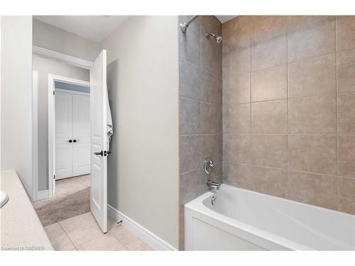 21 Melody Lane Lane, Grand Valley, ON - Indoor Photo Showing Bathroom