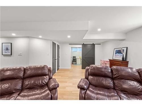 21 Melody Lane Lane, Grand Valley, ON - Indoor Photo Showing Living Room